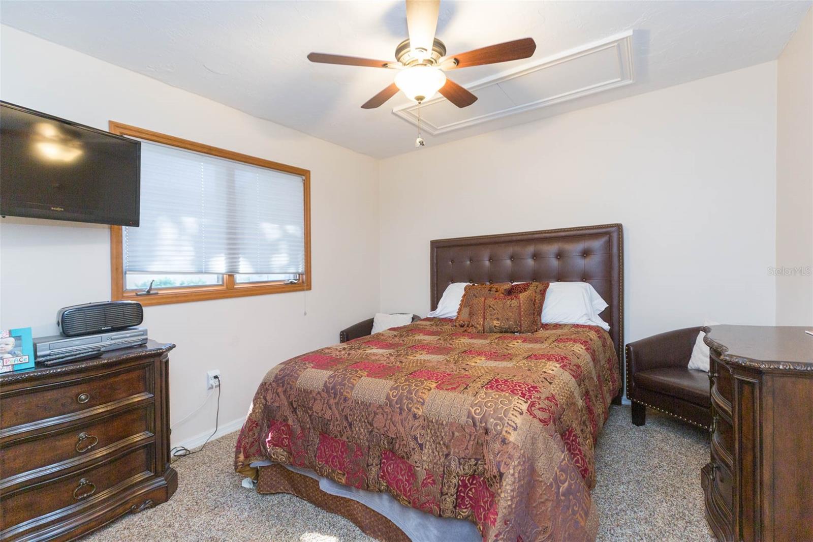 Listing photo id 38 for 4235 Purslane Drive