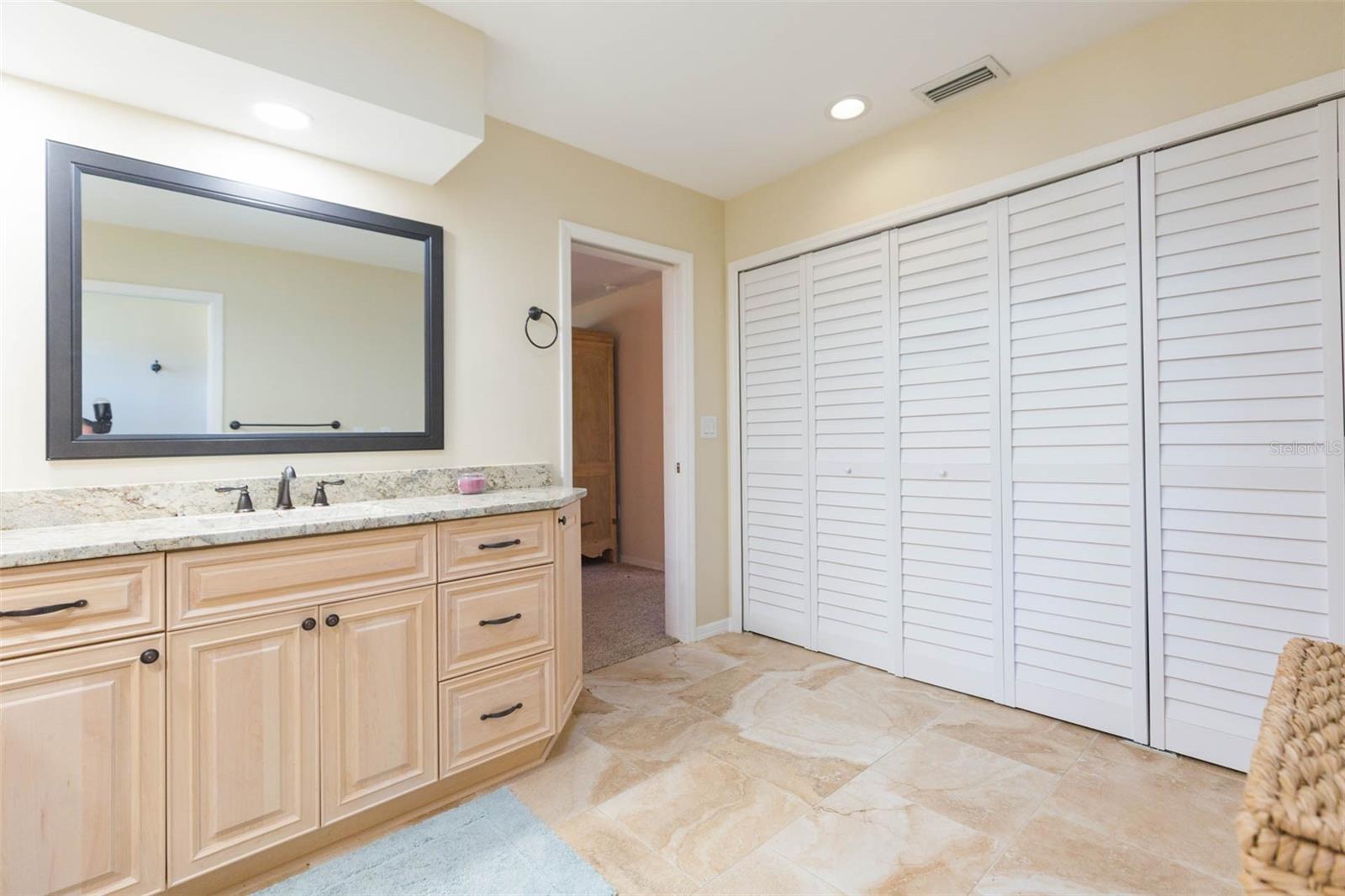 Listing photo id 46 for 4235 Purslane Drive