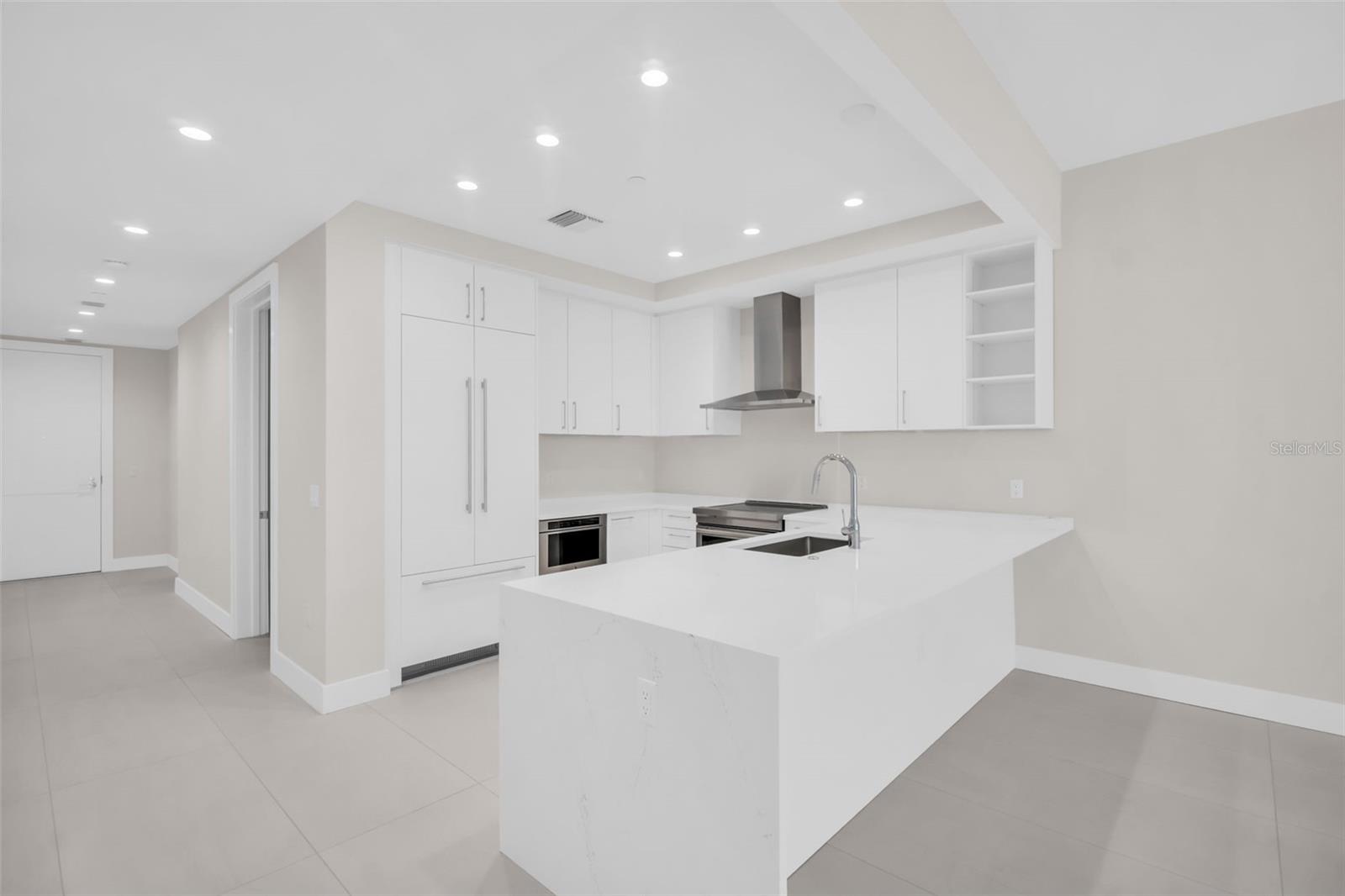 Image 11 of 77 For 275 1st Avenue S 1104