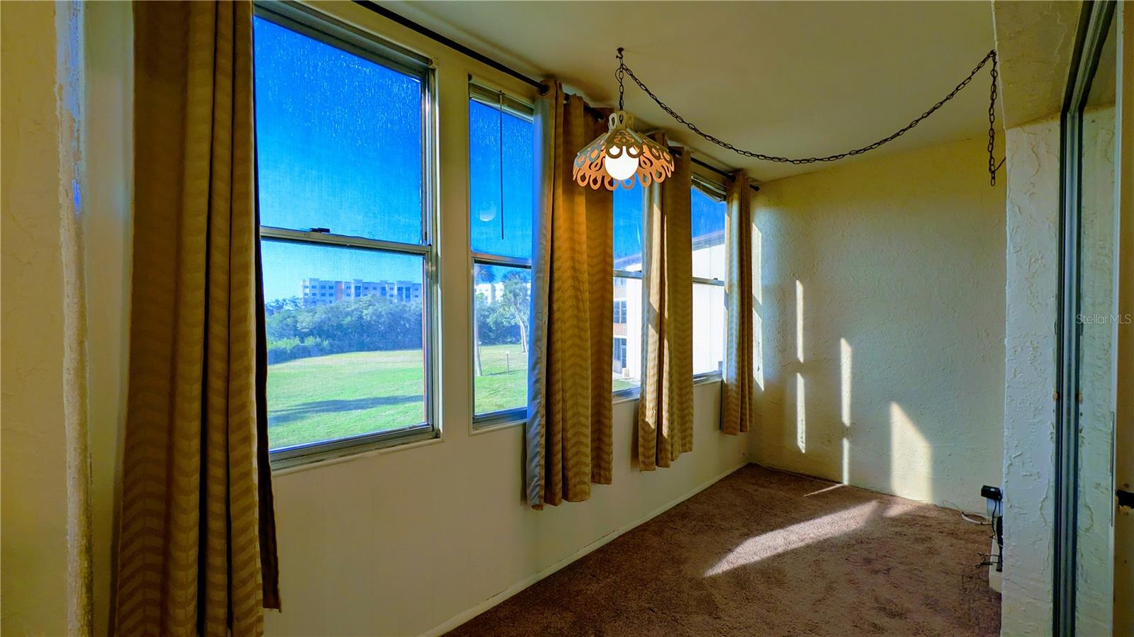 Image 15 of 18 For 5245 Amulet Drive 204