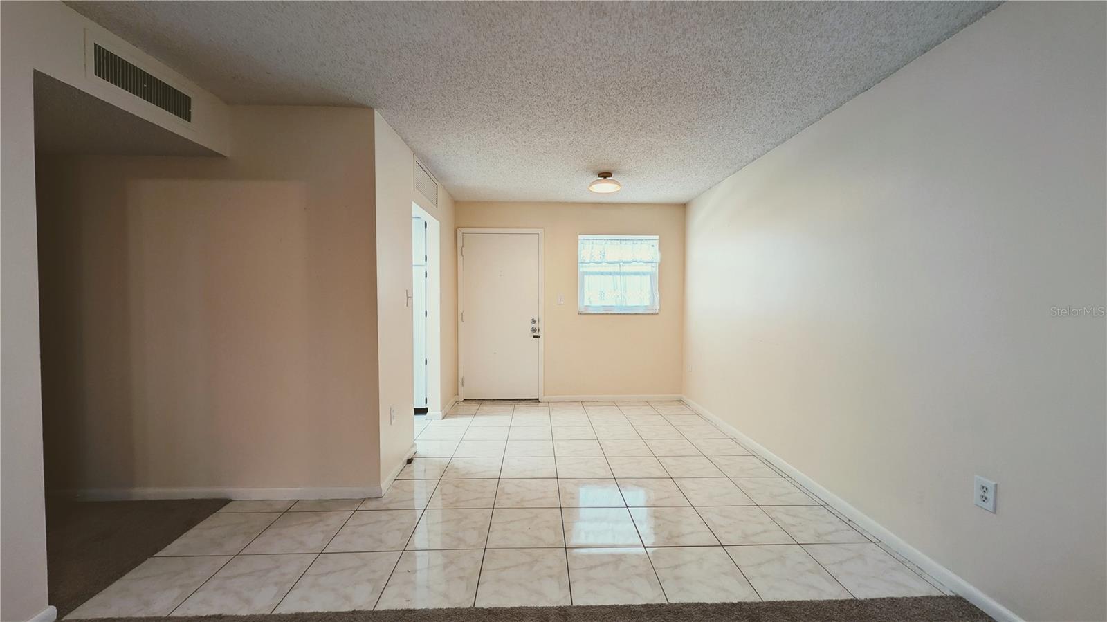 Image 5 of 18 For 5245 Amulet Drive 204