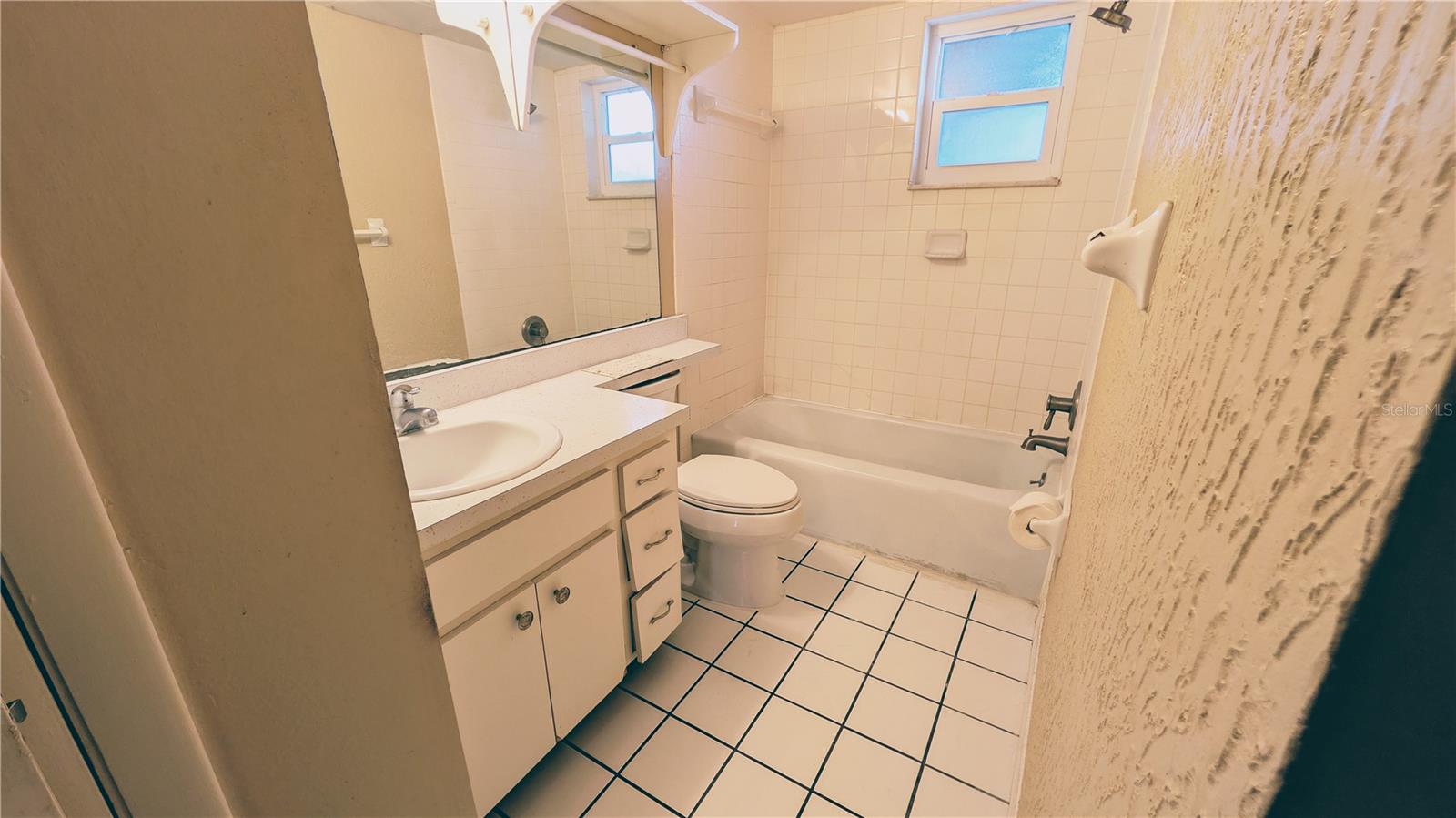 Image 9 of 18 For 5245 Amulet Drive 204