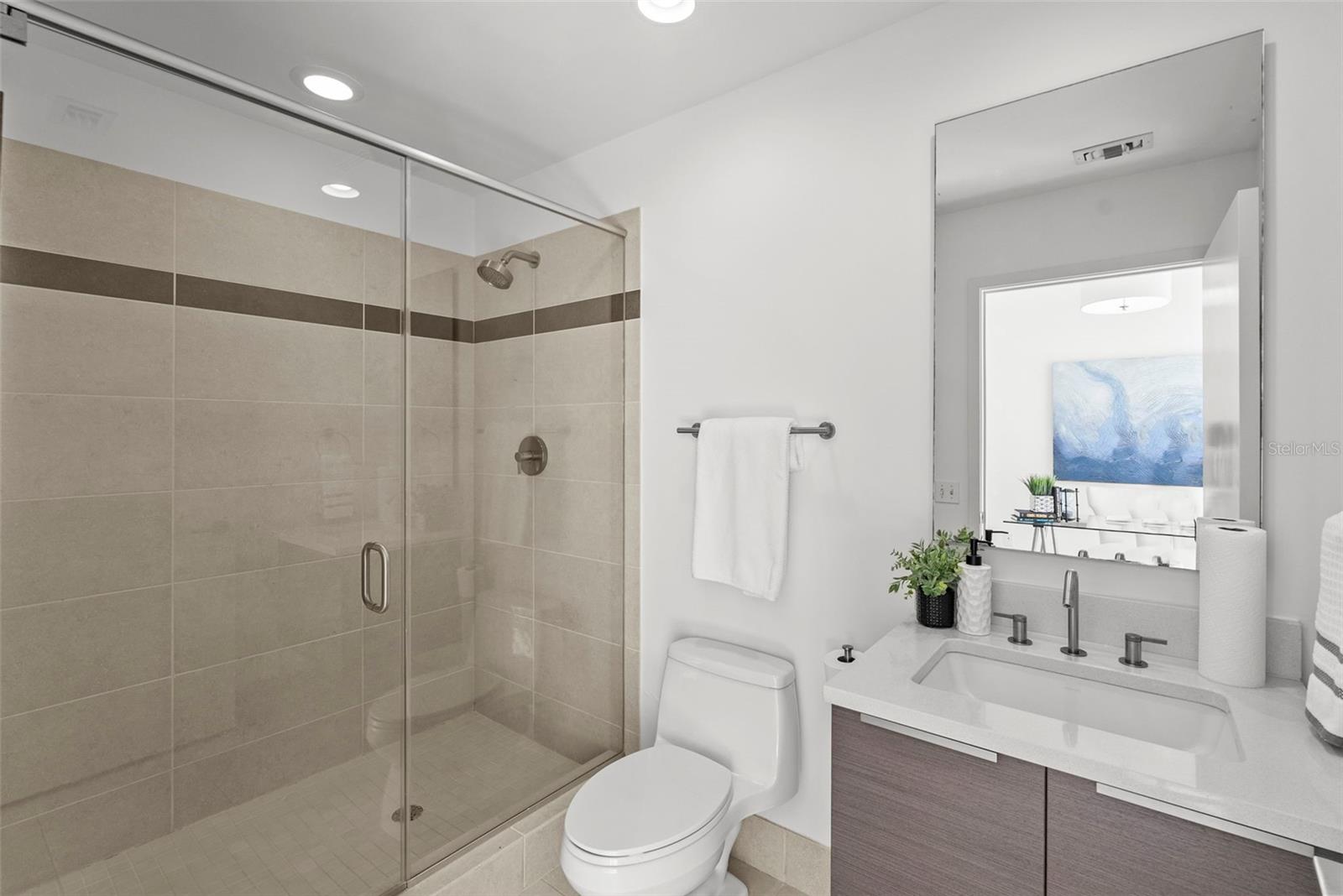 Listing photo id 25 for 175 1st Street S 1604
