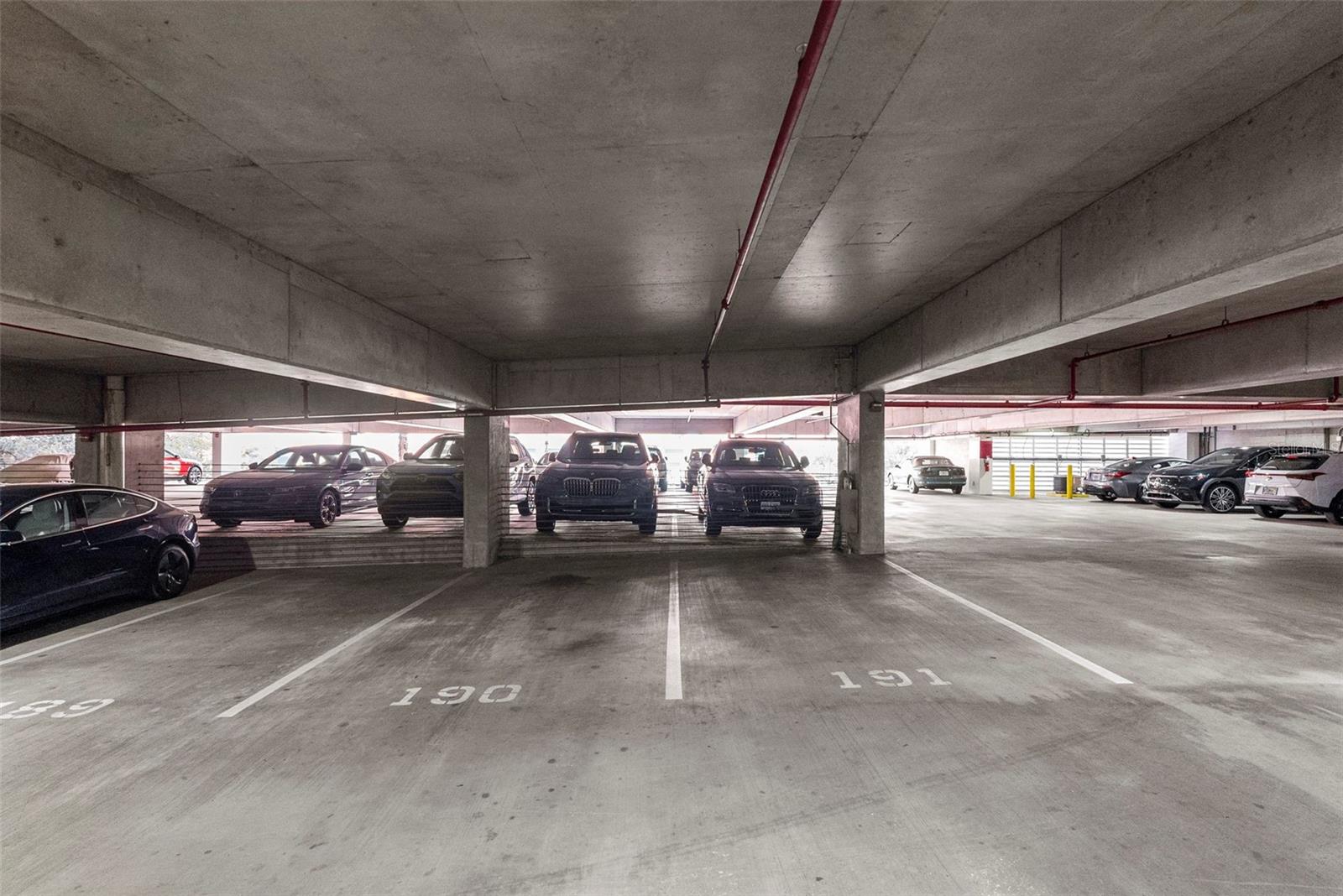 Listing photo id 42 for 175 1st Street S 1604