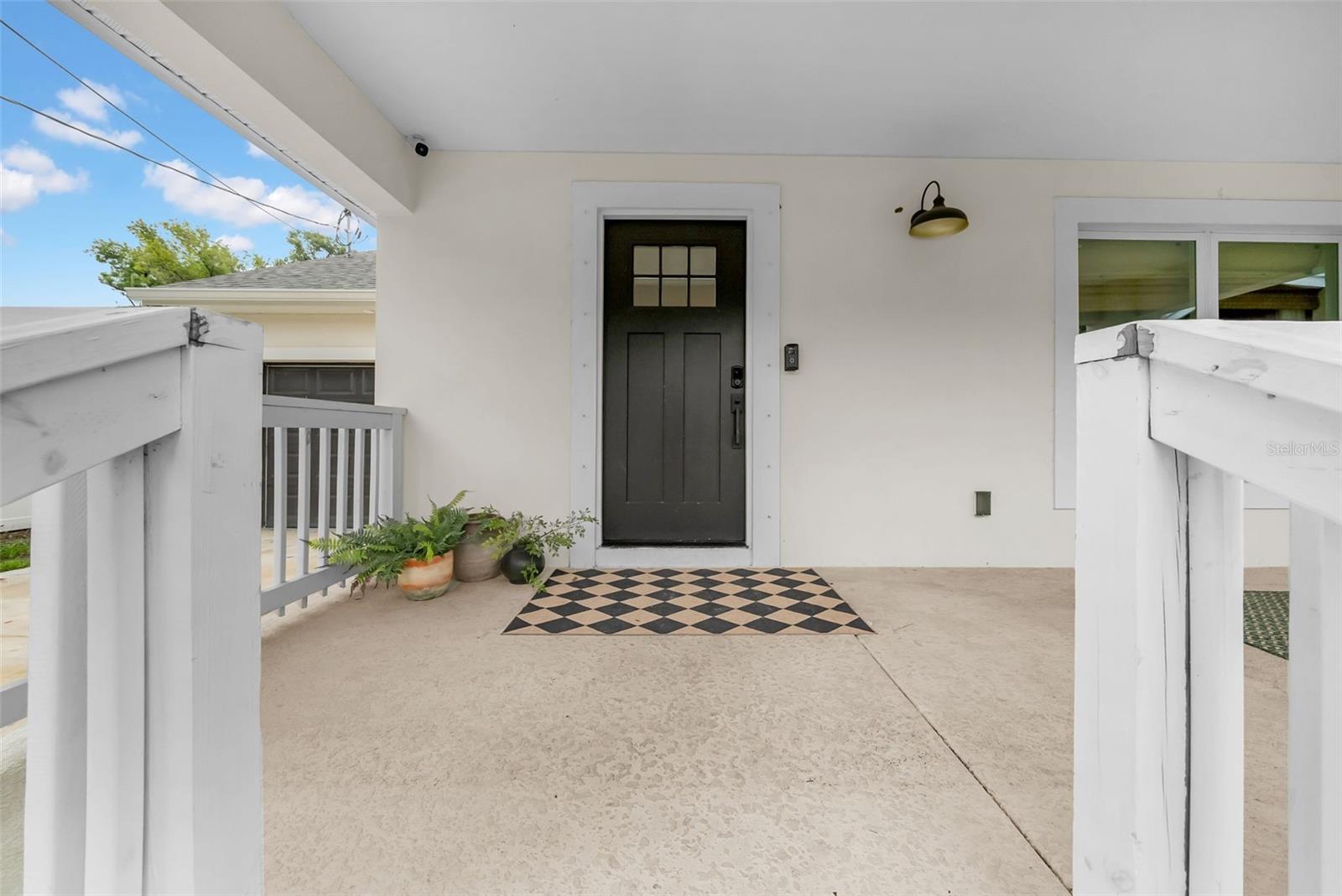 Image 11 of 58 For 809 Hanna Avenue