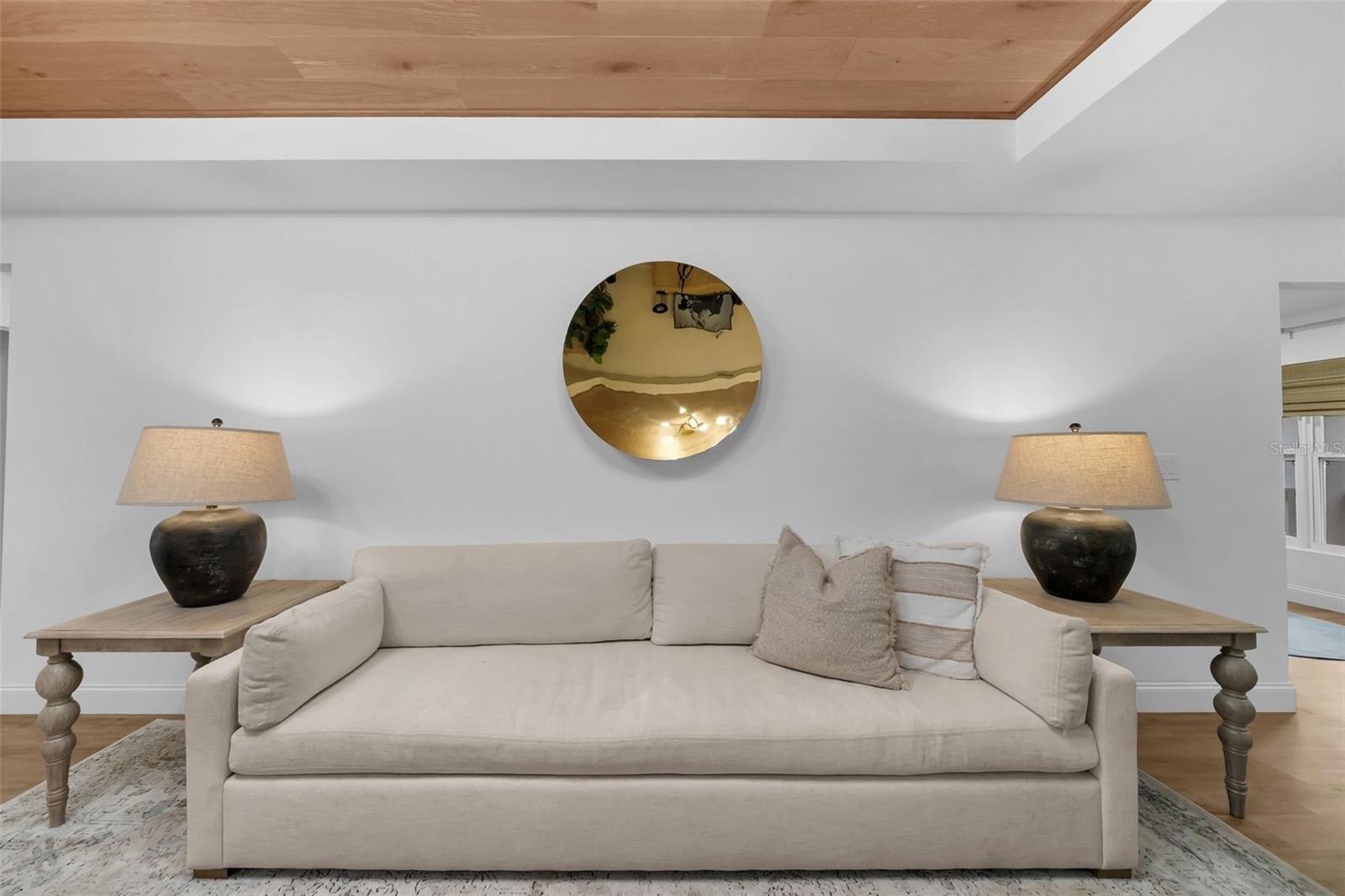 Image 16 of 58 For 809 Hanna Avenue