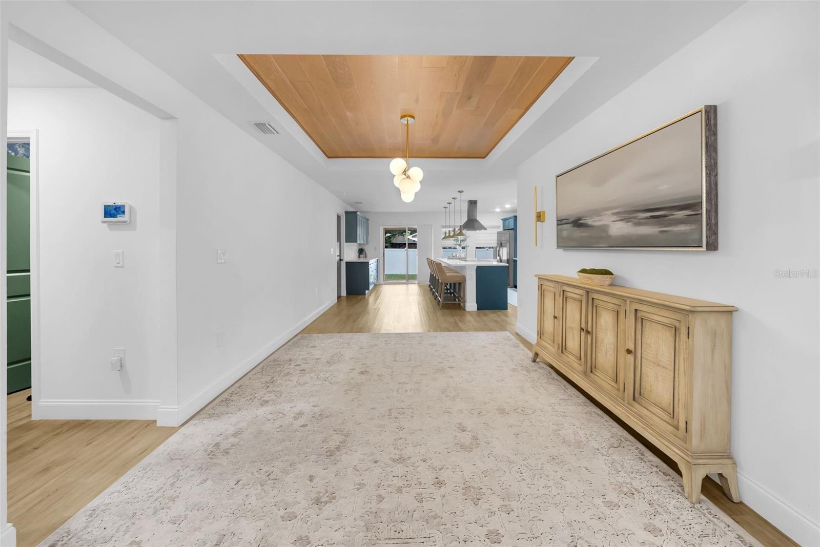 Image 18 of 58 For 809 Hanna Avenue