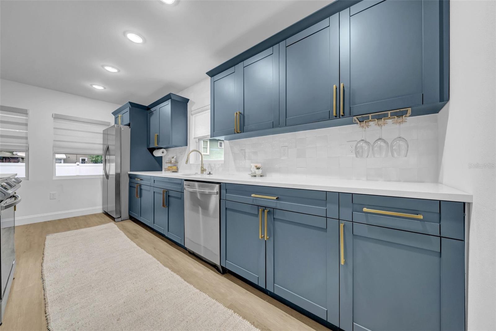 Image 24 of 58 For 809 Hanna Avenue