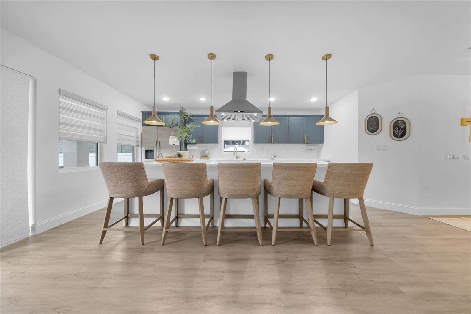 Image 27 of 58 For 809 Hanna Avenue