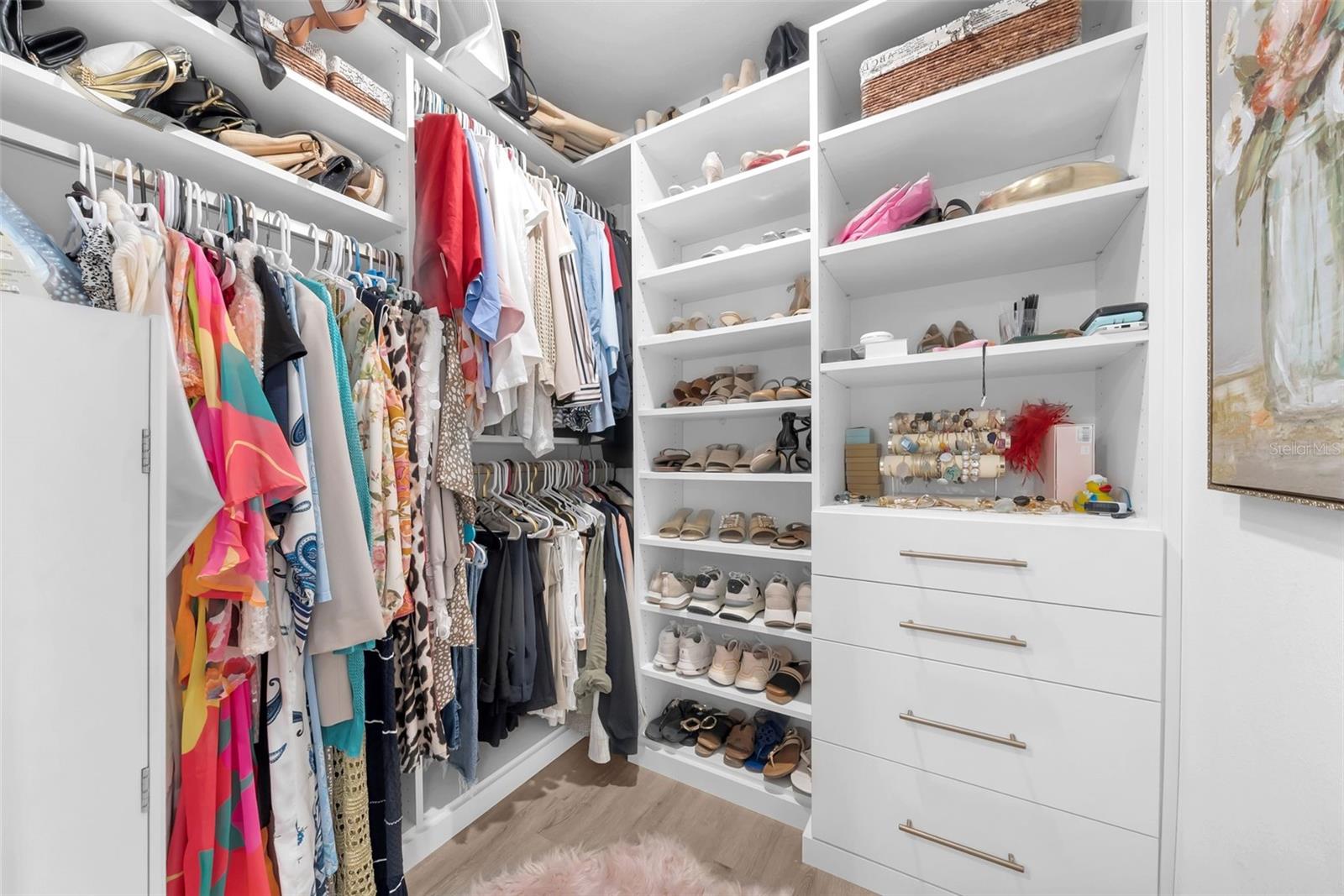 Image 38 of 58 For 809 Hanna Avenue