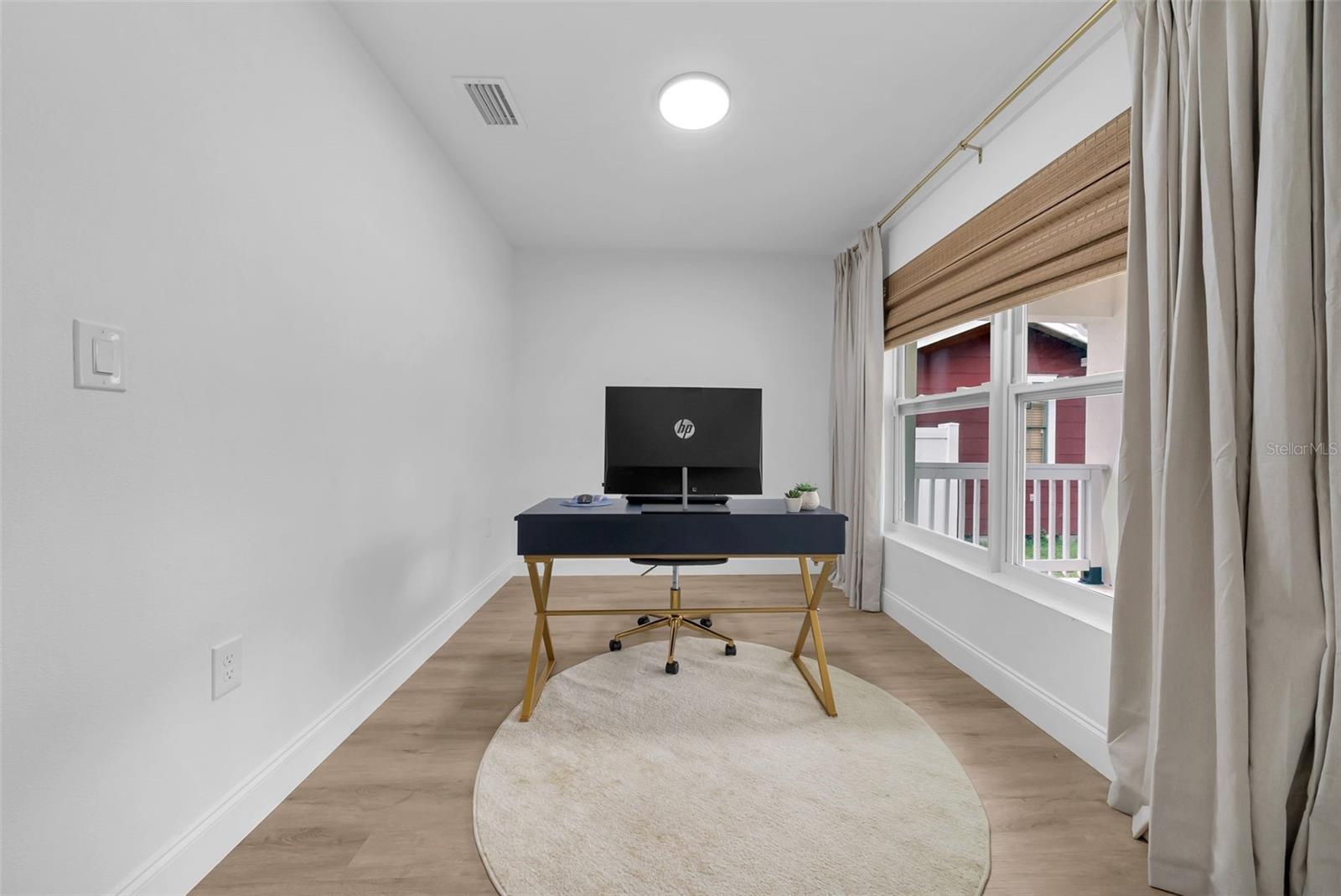 Image 45 of 58 For 809 Hanna Avenue