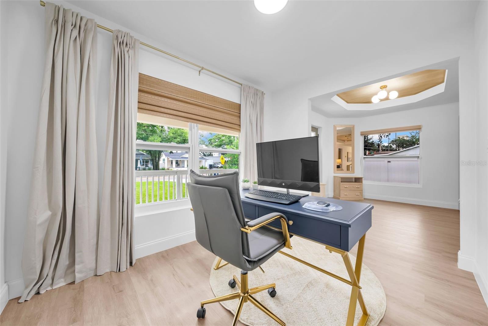 Image 46 of 58 For 809 Hanna Avenue