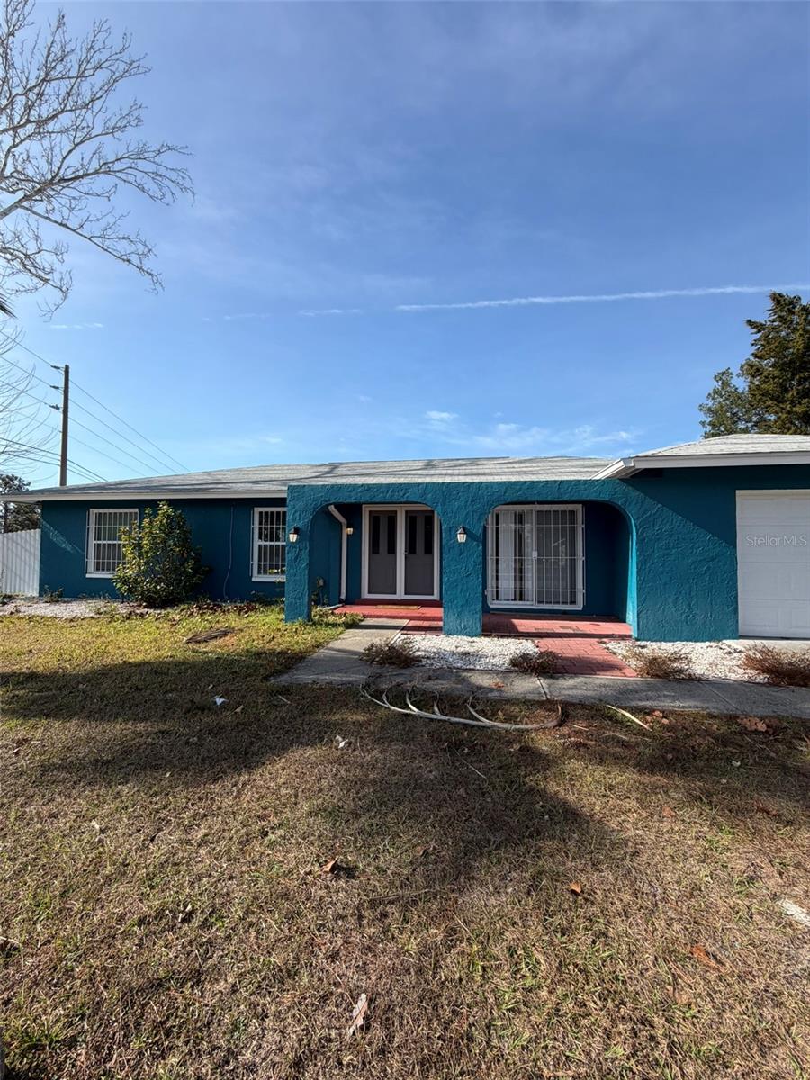 Image 3 of 36 For 4284 Surfside Circle