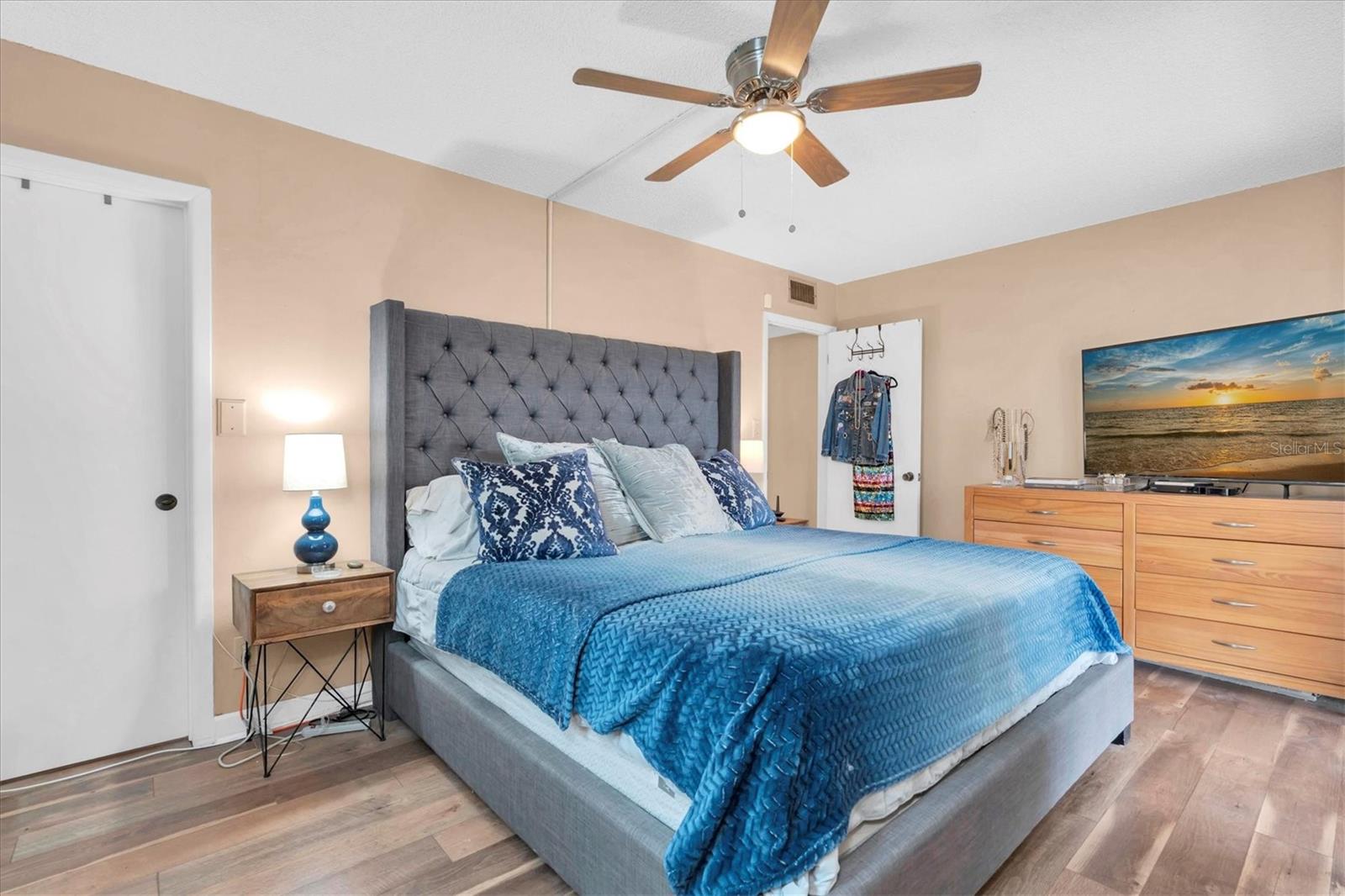 Image 12 of 24 For 8800 Blind Pass Road 10