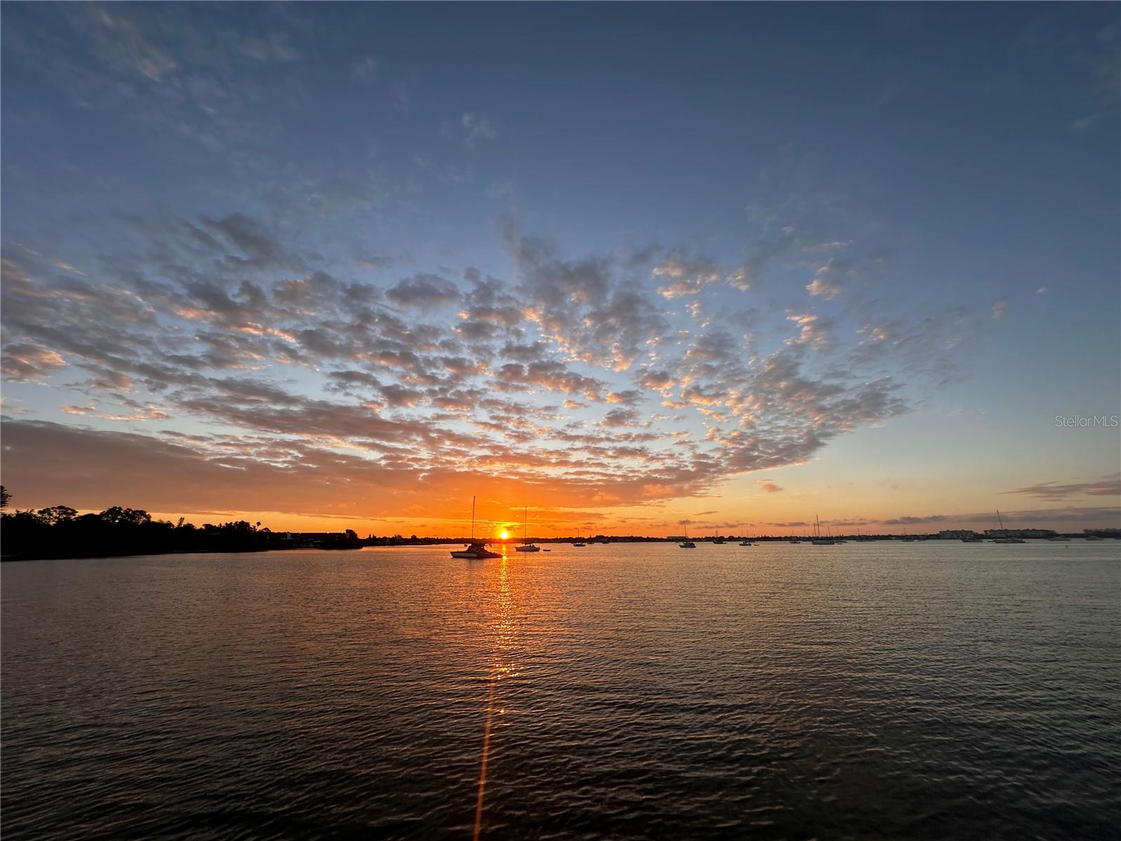 Image 22 of 22 For 3020 Clinton Street S