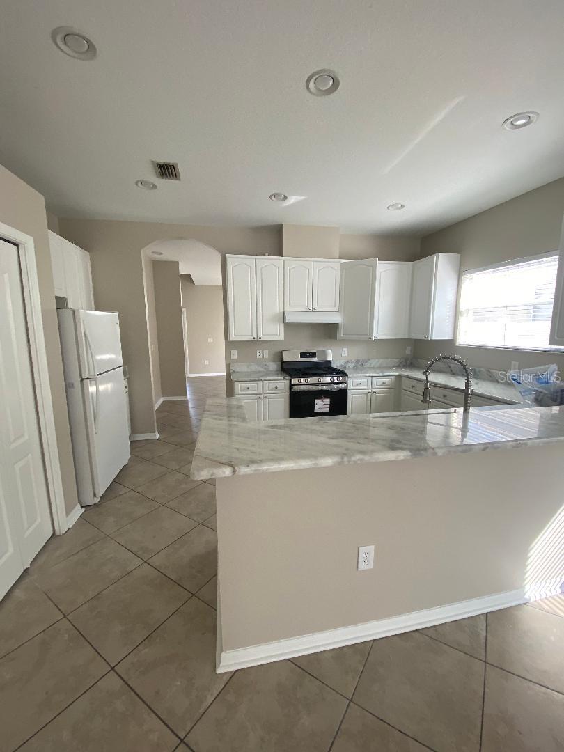 Image 2 of 5 For 24844 Vintage Court