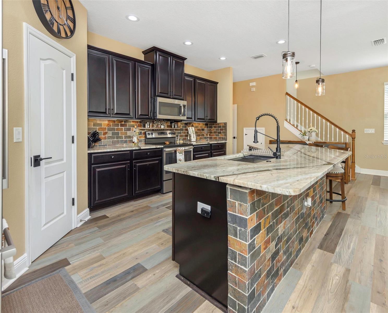 Image 14 of 35 For 8702 Corinthian Way