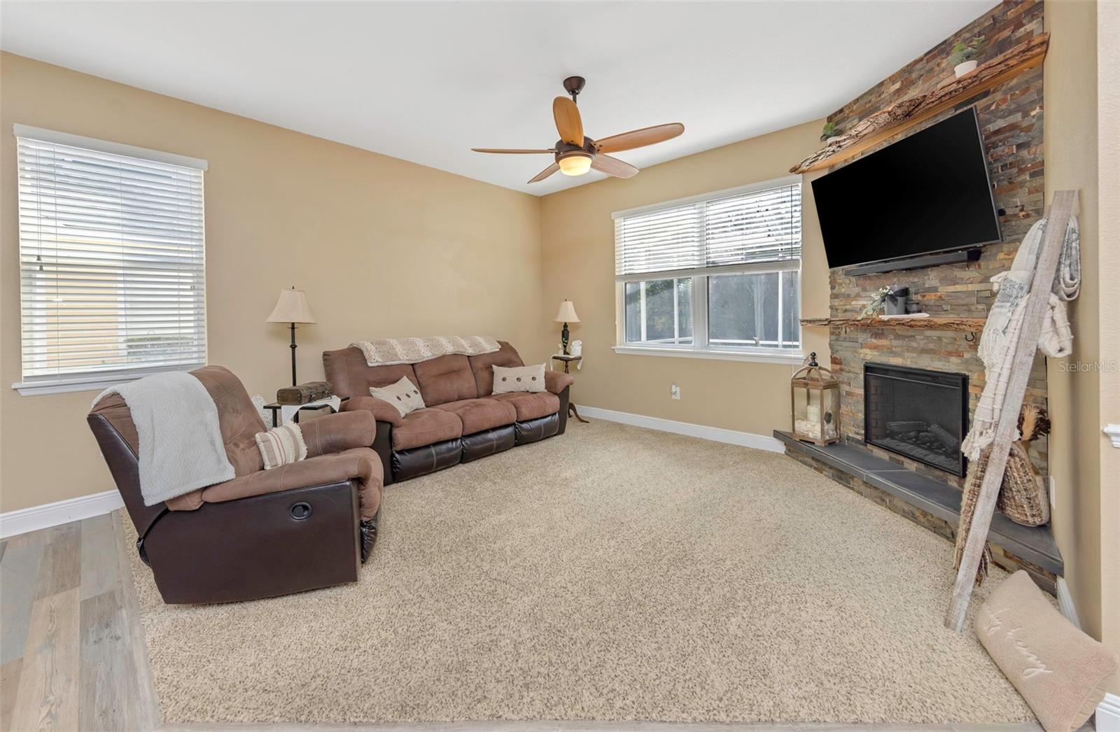 Image 17 of 35 For 8702 Corinthian Way