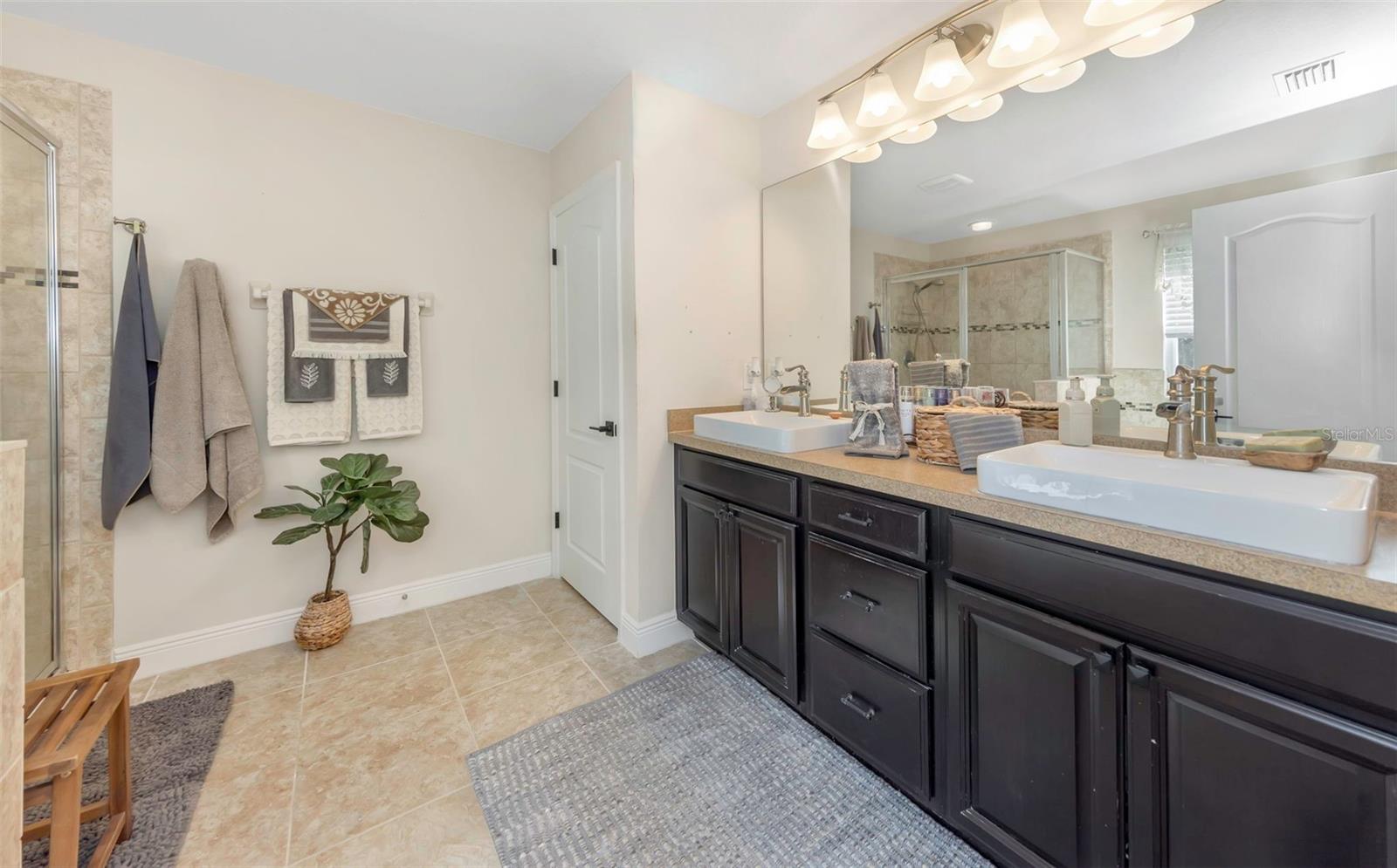 Image 27 of 35 For 8702 Corinthian Way