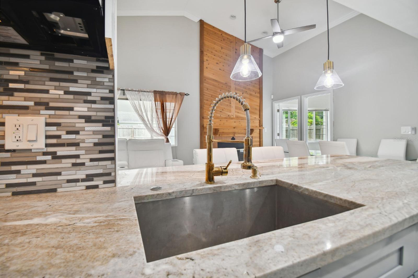 Image 12 of 40 For 6745 Ralston Beach Circle