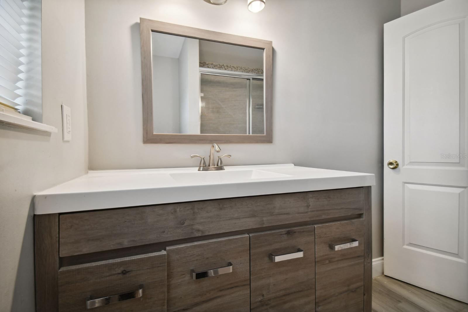 Image 27 of 40 For 6745 Ralston Beach Circle