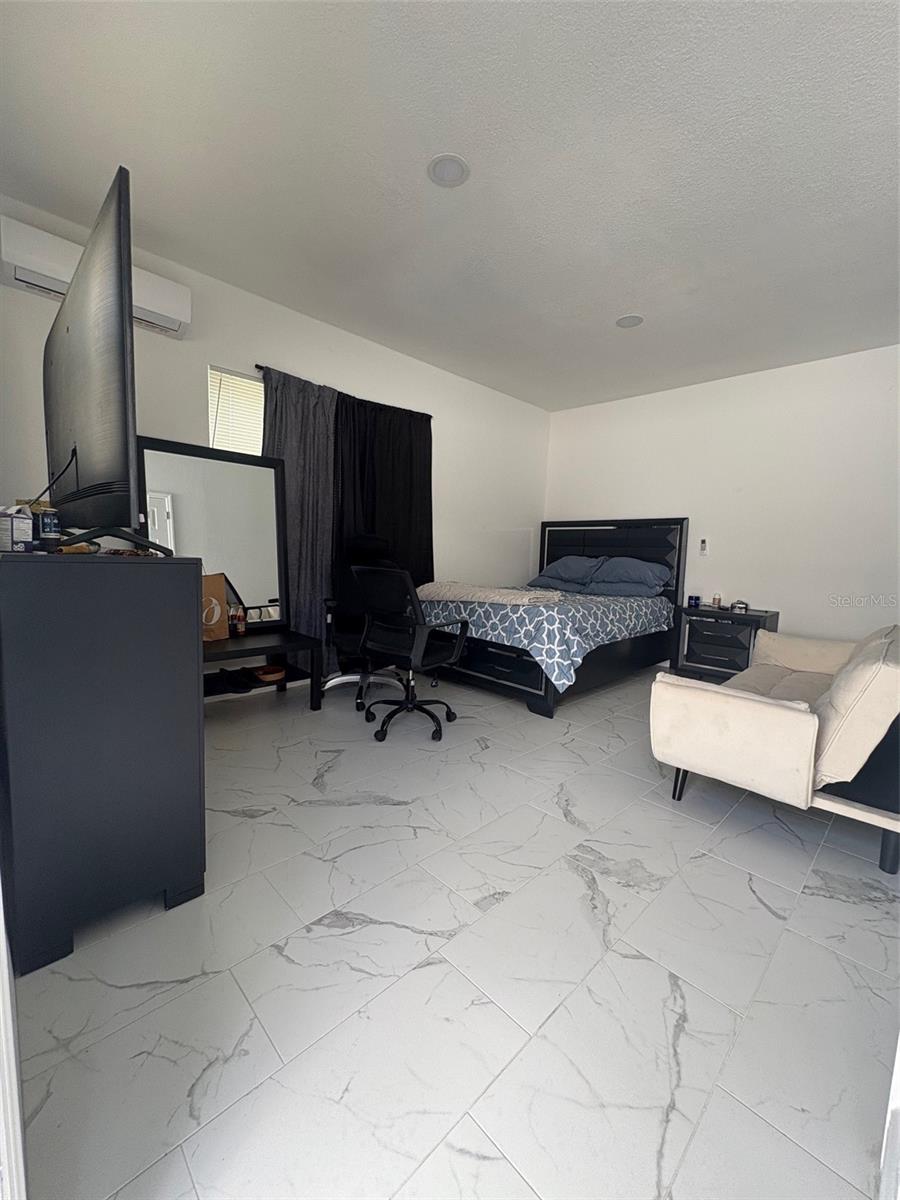 Image 30 of 40 For 6745 Ralston Beach Circle