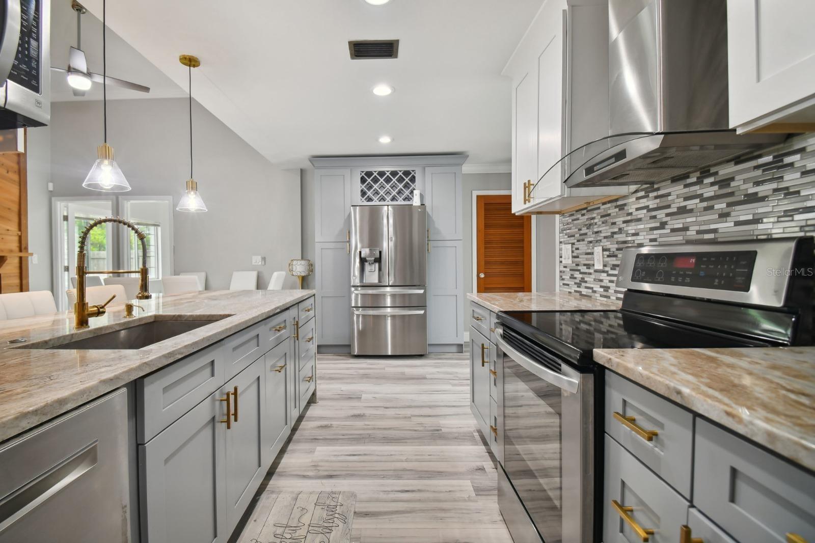 Image 8 of 40 For 6745 Ralston Beach Circle