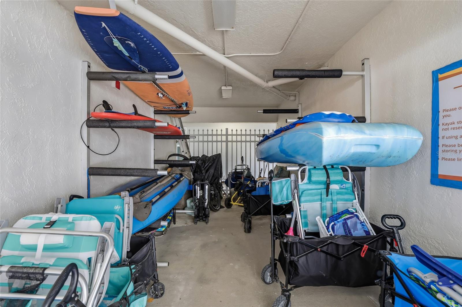 Image 27 of 39 For 17035 Gulf Boulevard 113