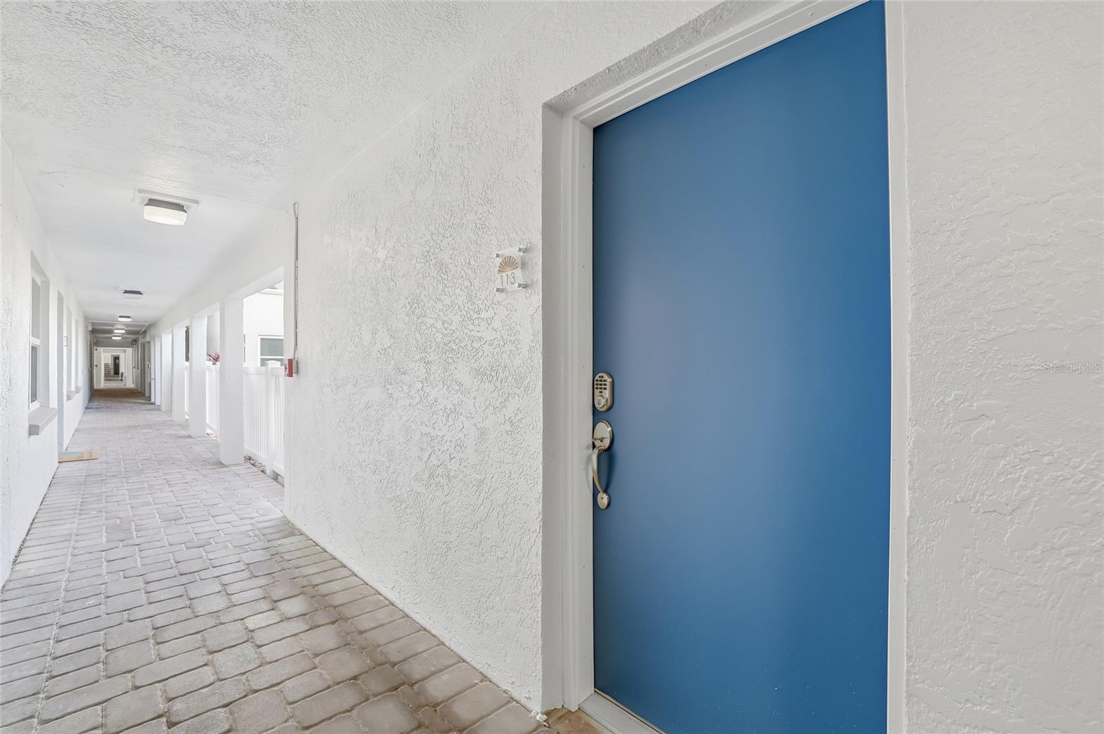 Image 3 of 39 For 17035 Gulf Boulevard 113