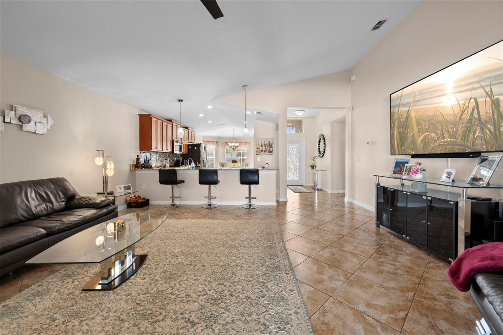 Image 10 of 49 For 10114 Ives Loop