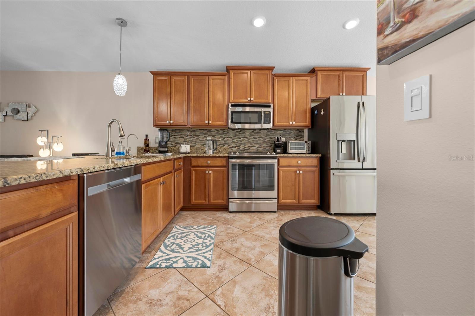 Image 16 of 49 For 10114 Ives Loop