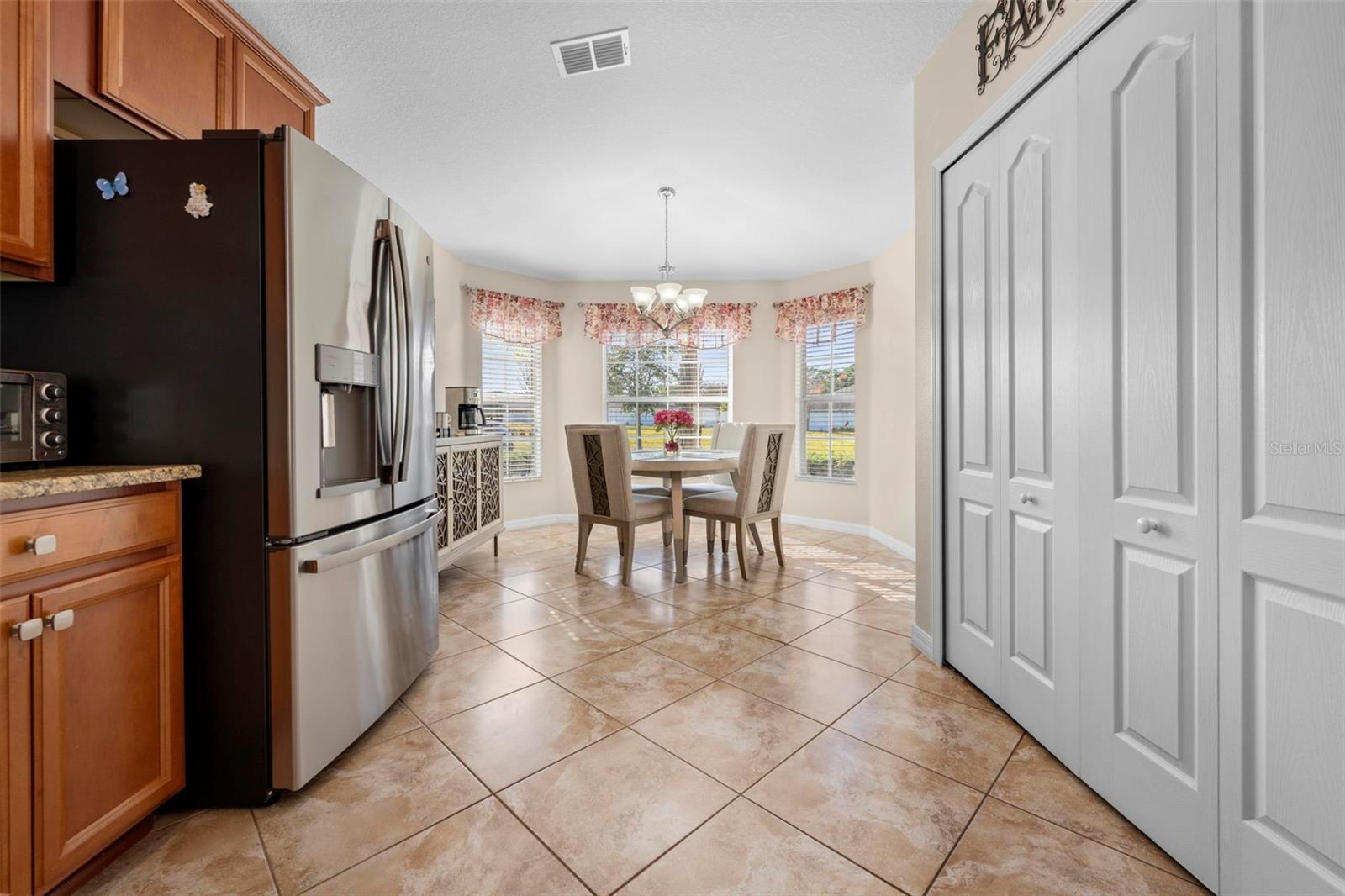 Image 17 of 49 For 10114 Ives Loop