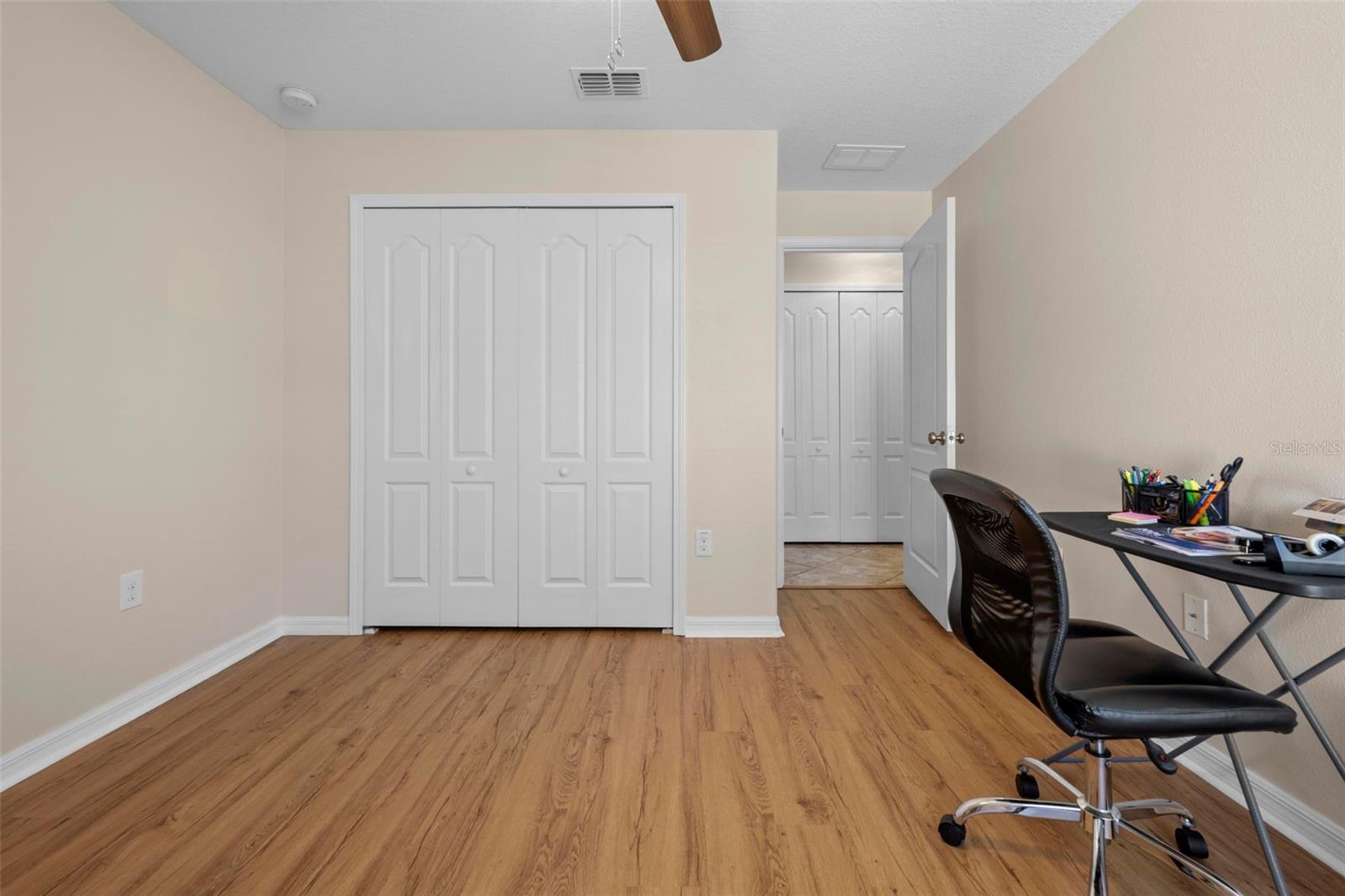 Image 35 of 49 For 10114 Ives Loop