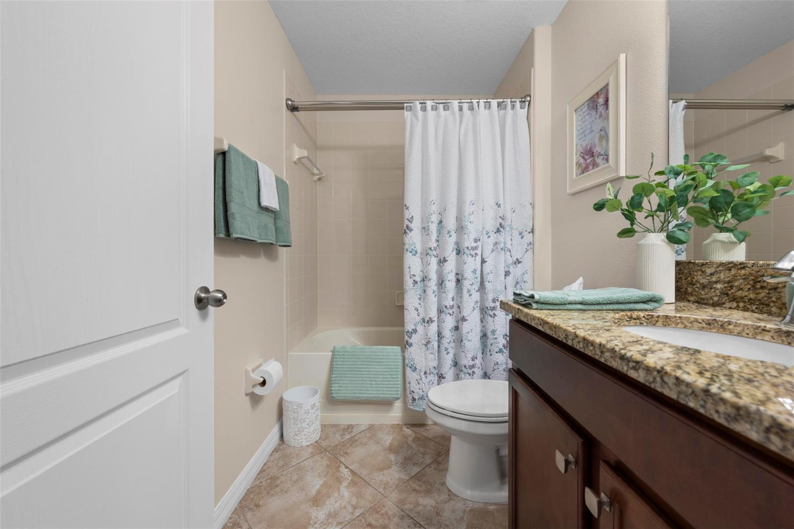 Image 38 of 49 For 10114 Ives Loop