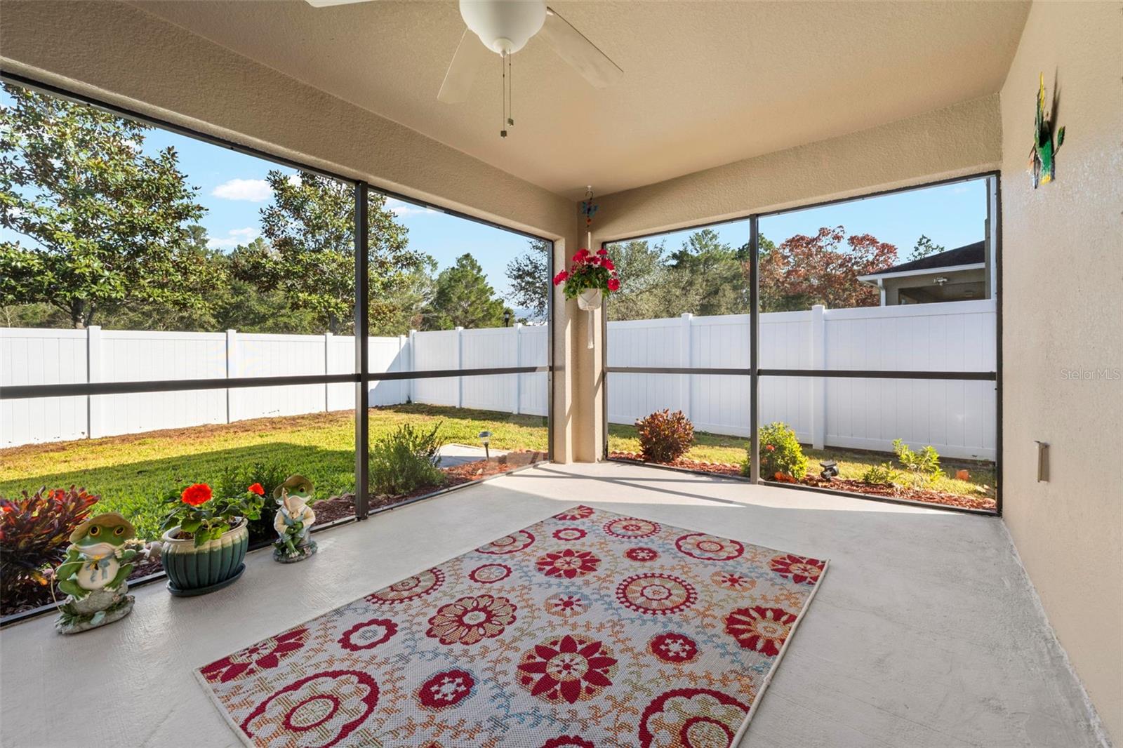 Image 44 of 49 For 10114 Ives Loop