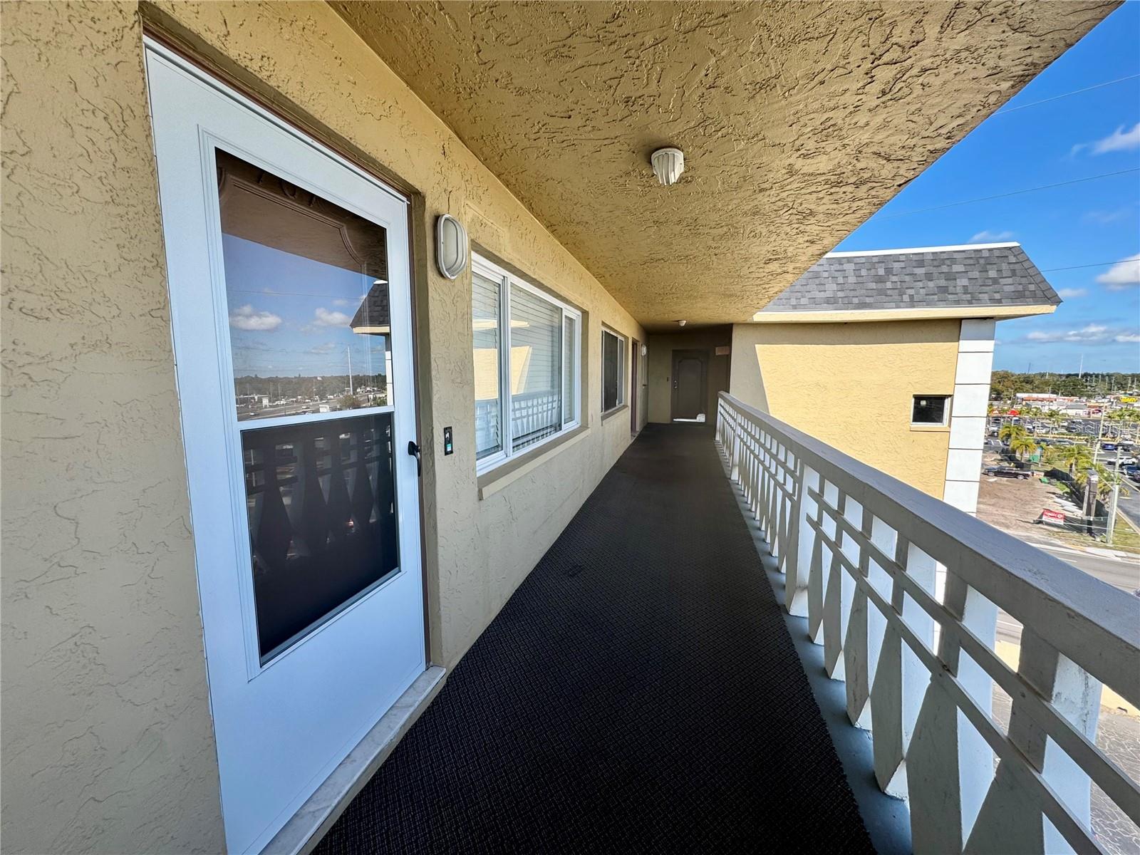 Image 4 of 16 For 8950 Park Boulevard 707