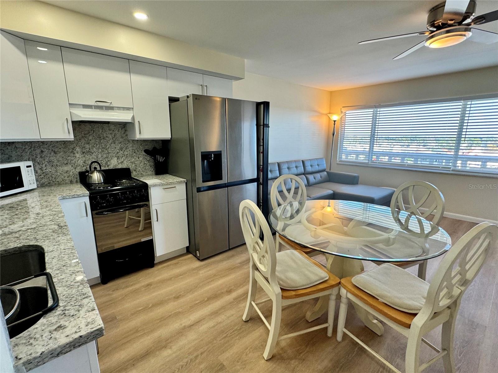 Image 5 of 16 For 8950 Park Boulevard 707