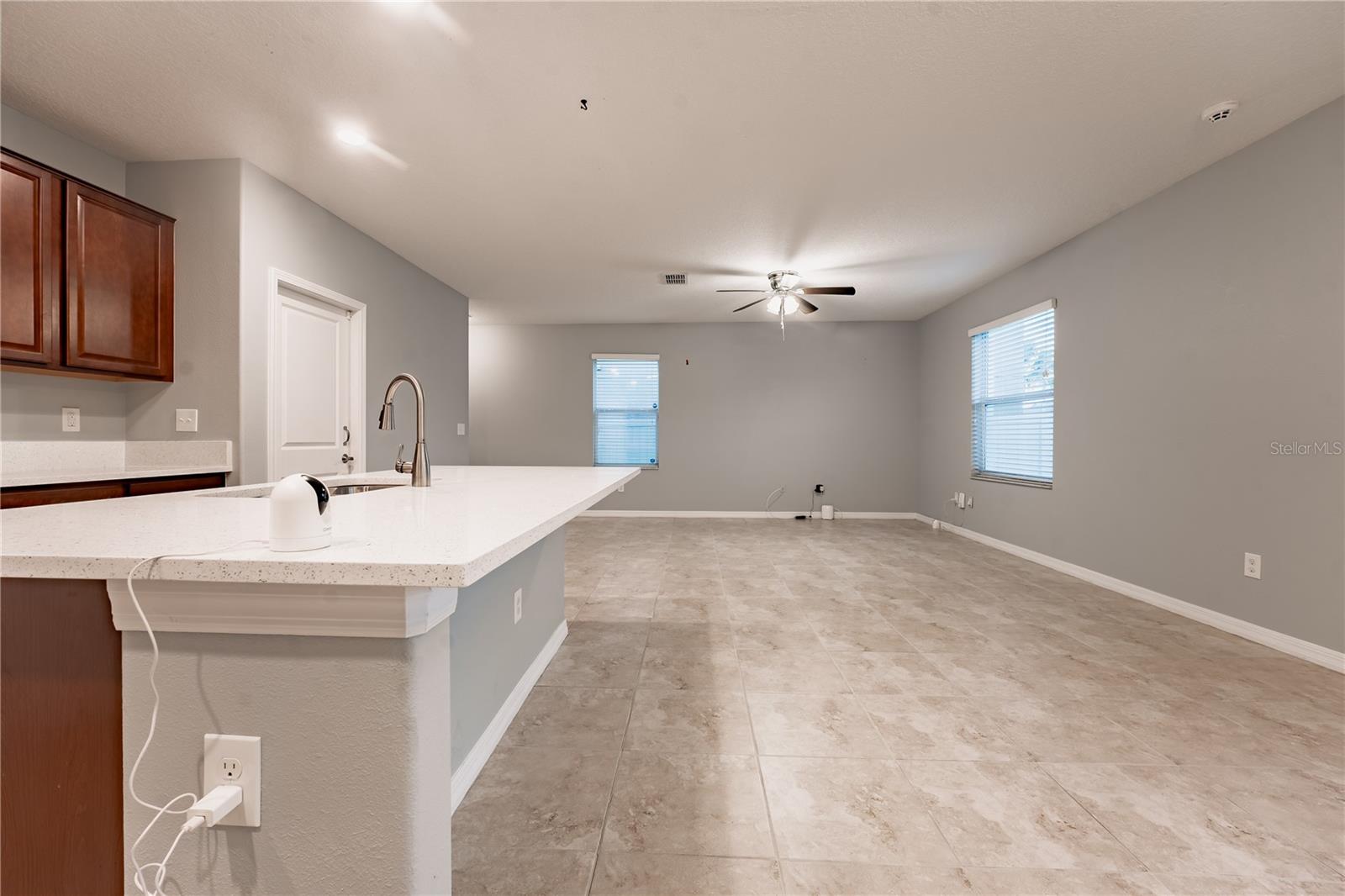 Image 14 of 59 For 253 Cascade Bend Drive