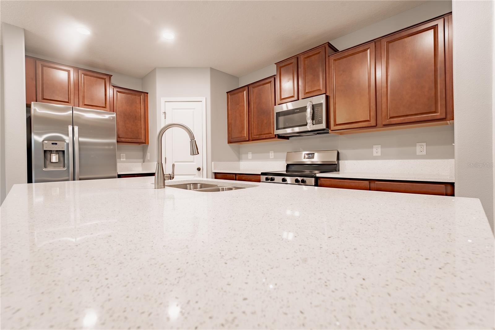 Image 16 of 59 For 253 Cascade Bend Drive