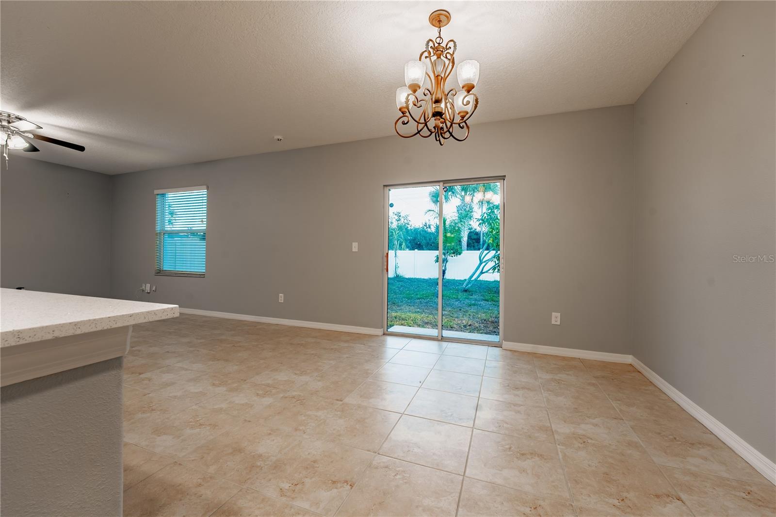 Image 22 of 59 For 253 Cascade Bend Drive