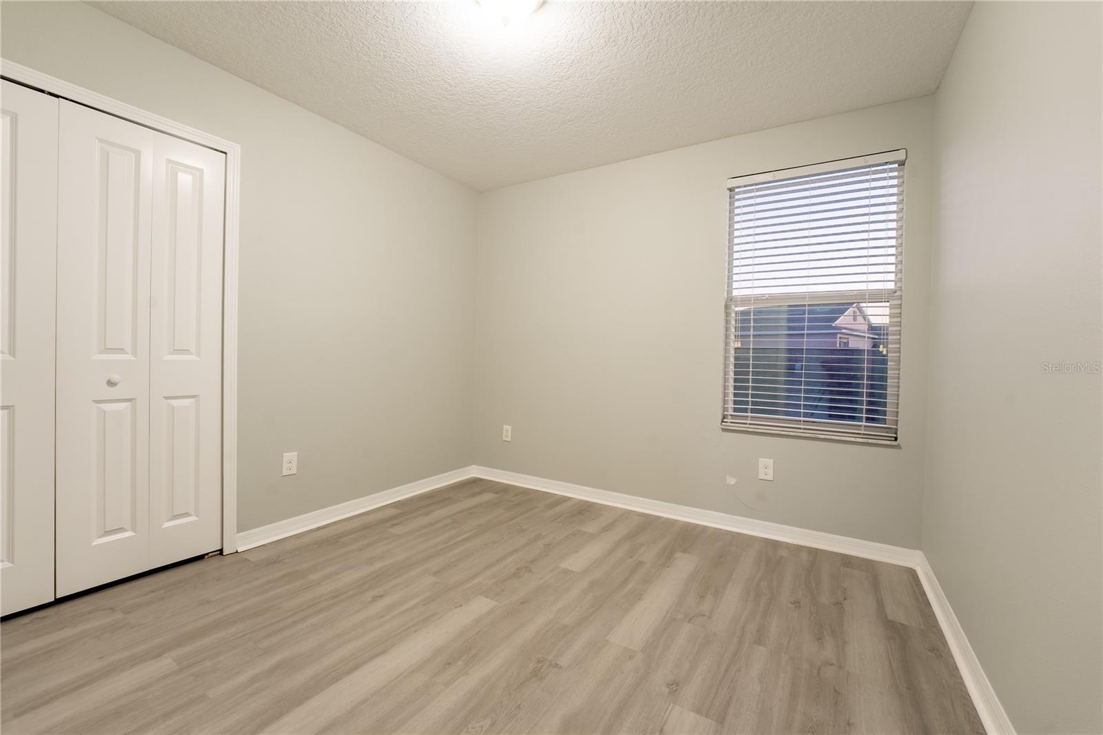 Image 29 of 59 For 253 Cascade Bend Drive