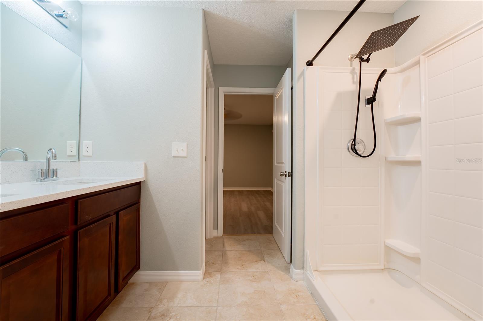 Image 40 of 59 For 253 Cascade Bend Drive