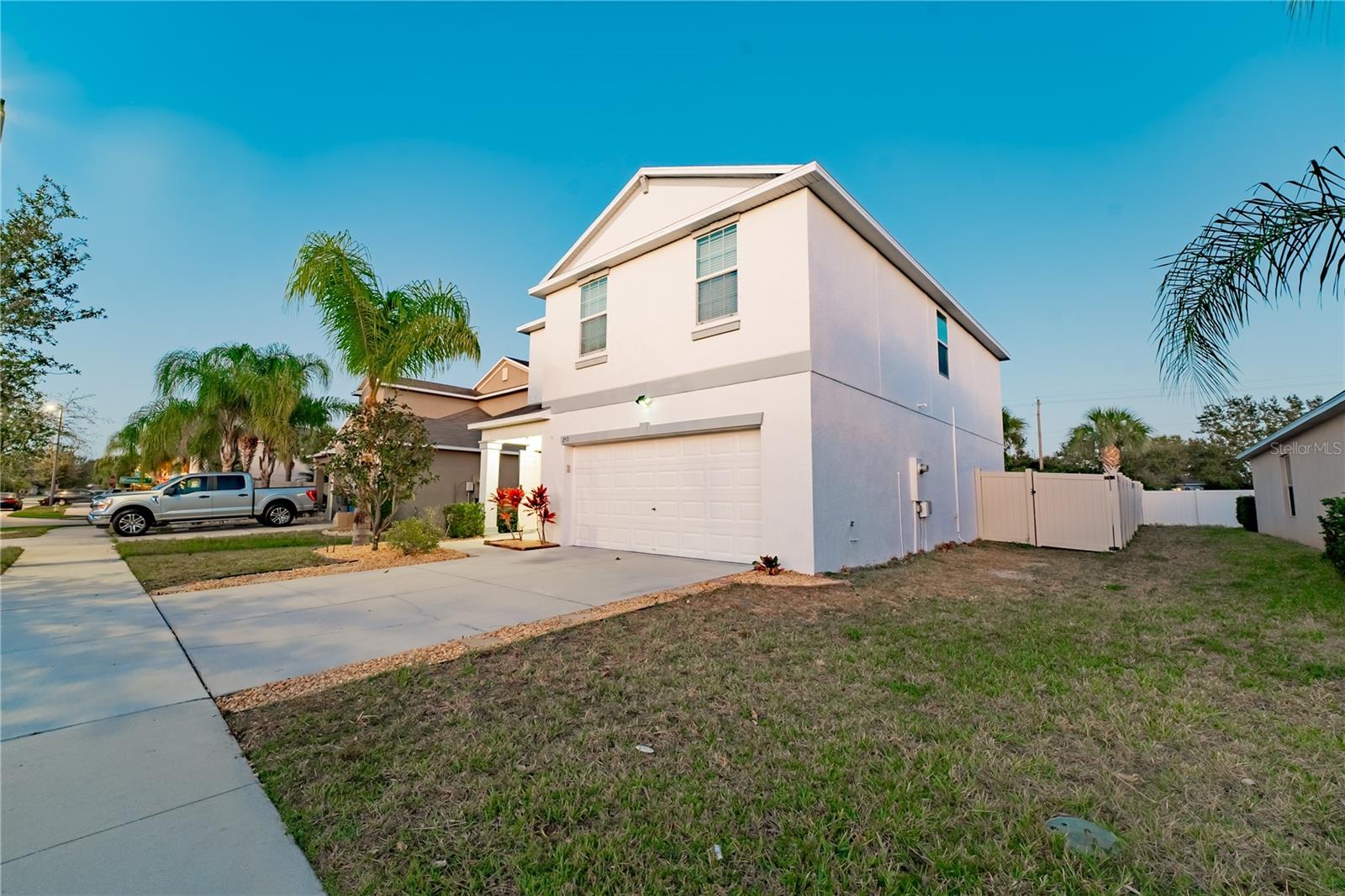 Image 45 of 59 For 253 Cascade Bend Drive