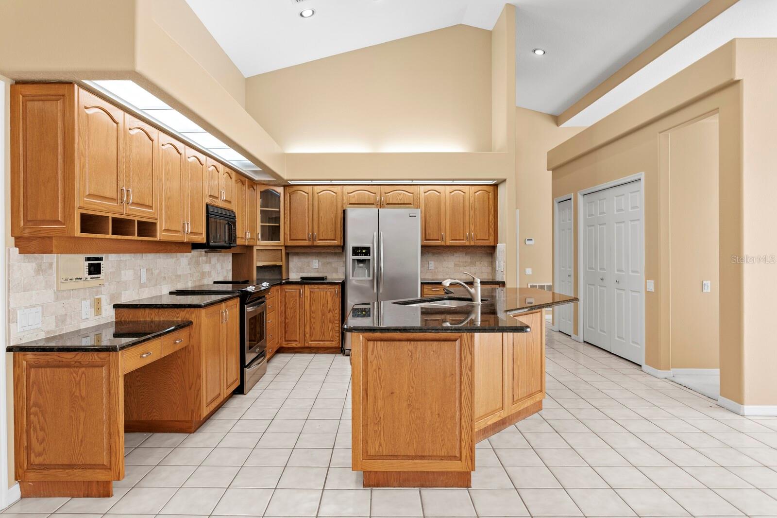 Image 18 of 63 For 4917 Londonderry Drive