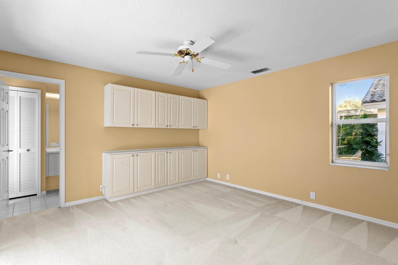 Image 33 of 63 For 4917 Londonderry Drive