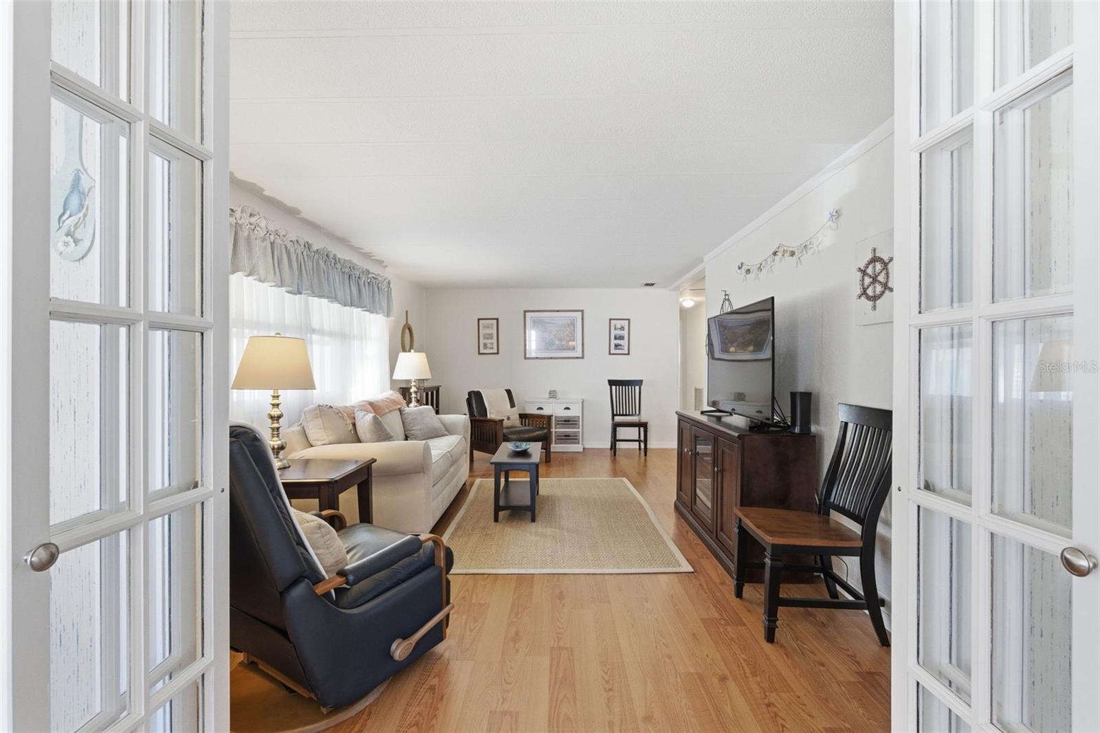 Image 22 of 43 For 226 Royal Palm Circle