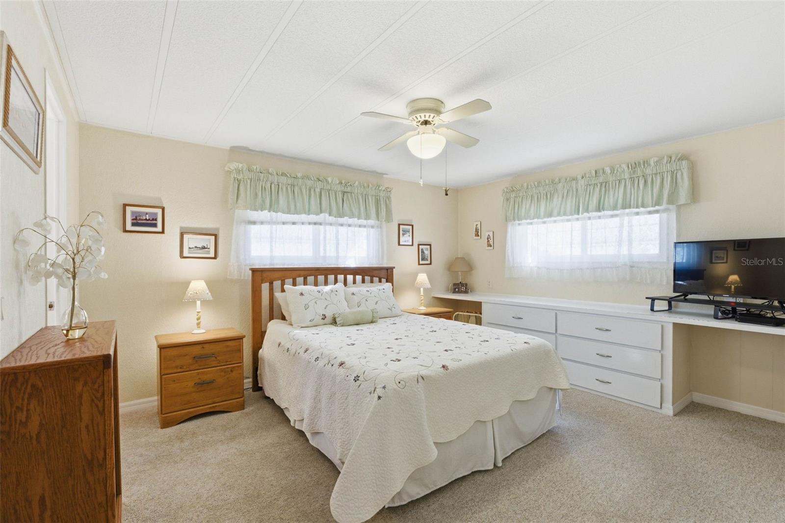 Image 28 of 43 For 226 Royal Palm Circle