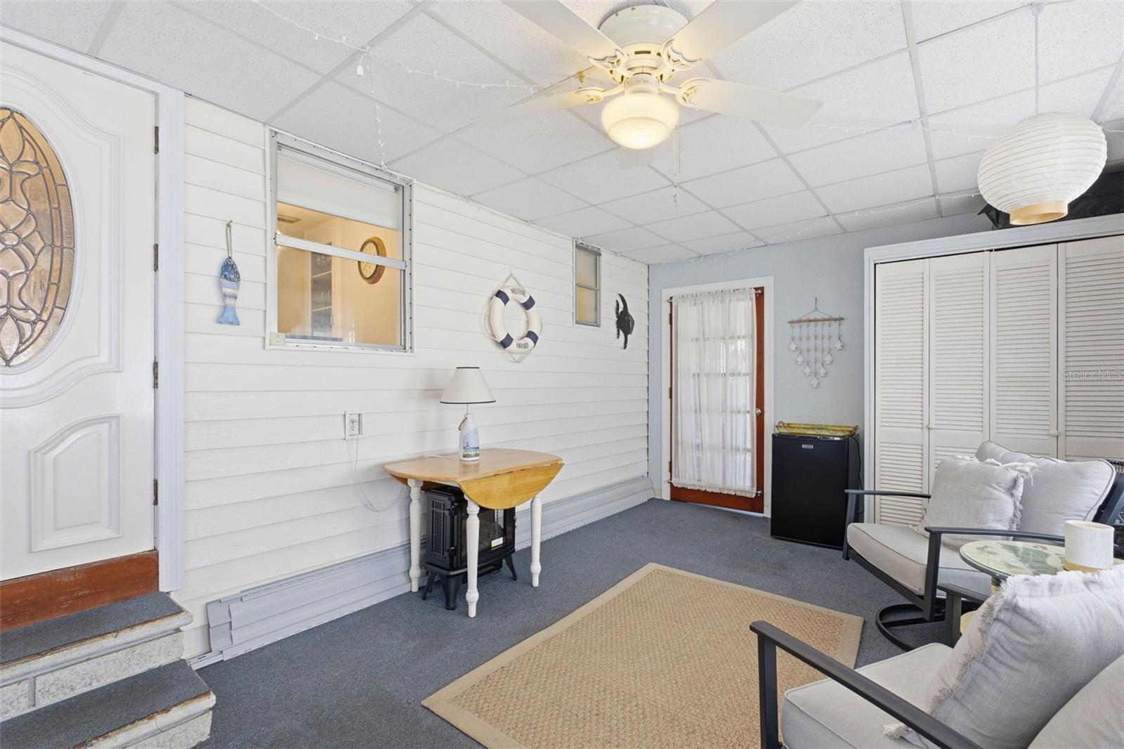 Image 32 of 43 For 226 Royal Palm Circle