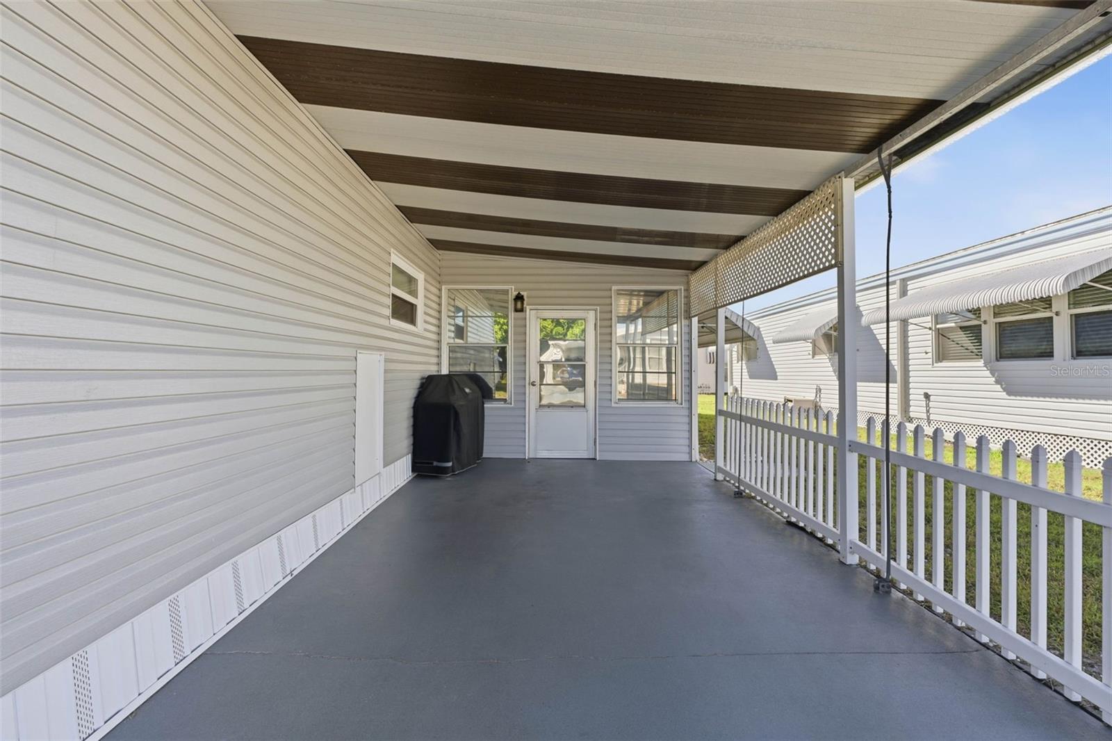 Image 4 of 43 For 226 Royal Palm Circle