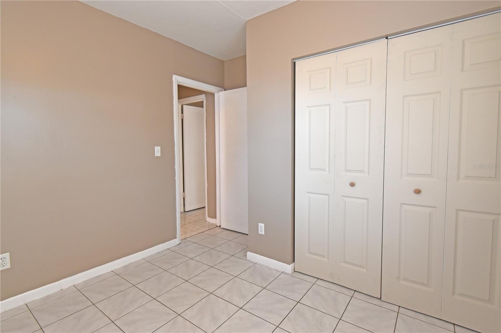 Image 17 of 17 For 421 Briarwood Lane